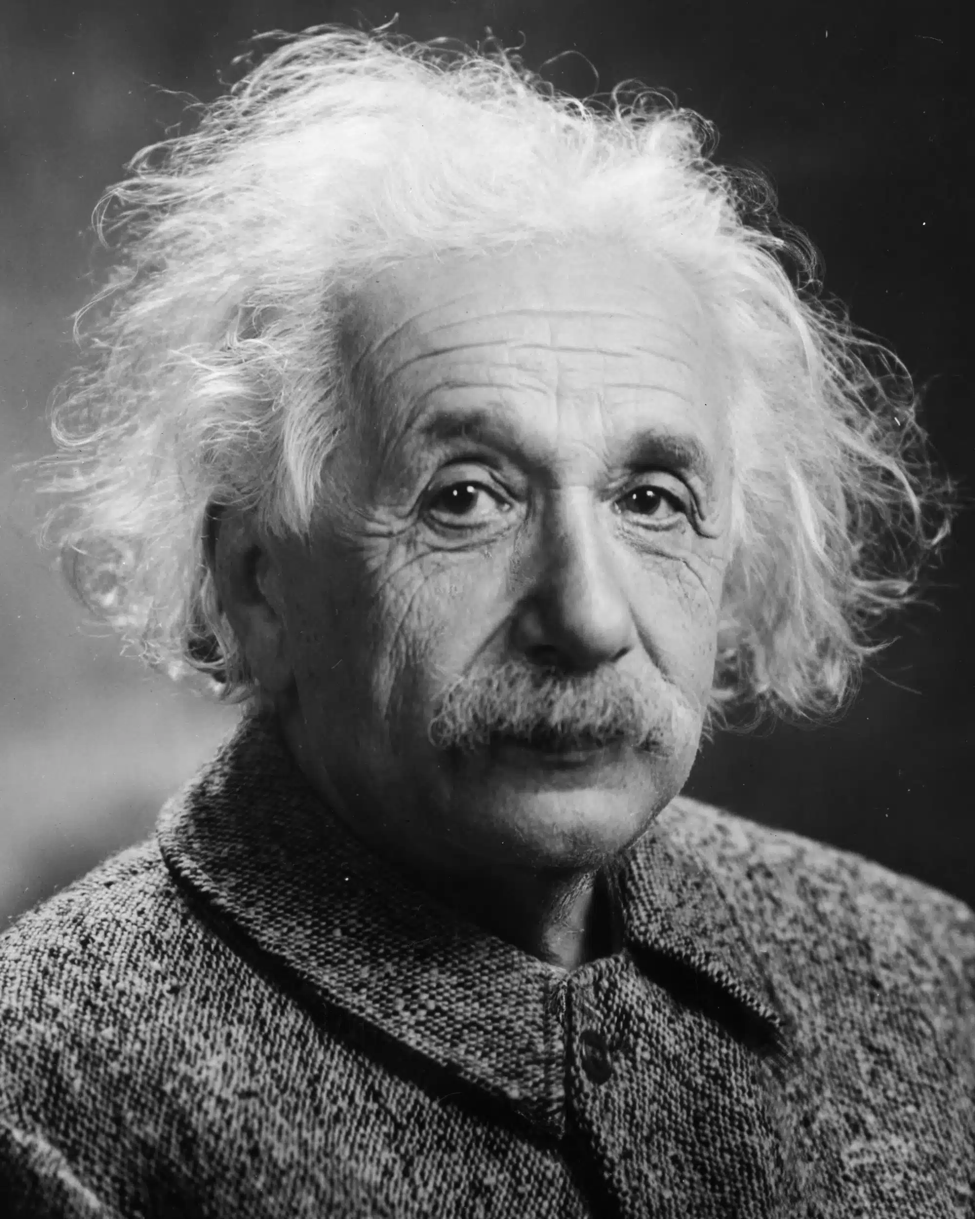 You are currently viewing Albert Einstein: The Genius Who Changed Physics